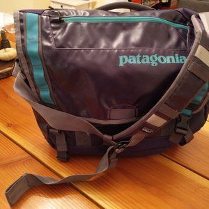 Patagonia messenger bag